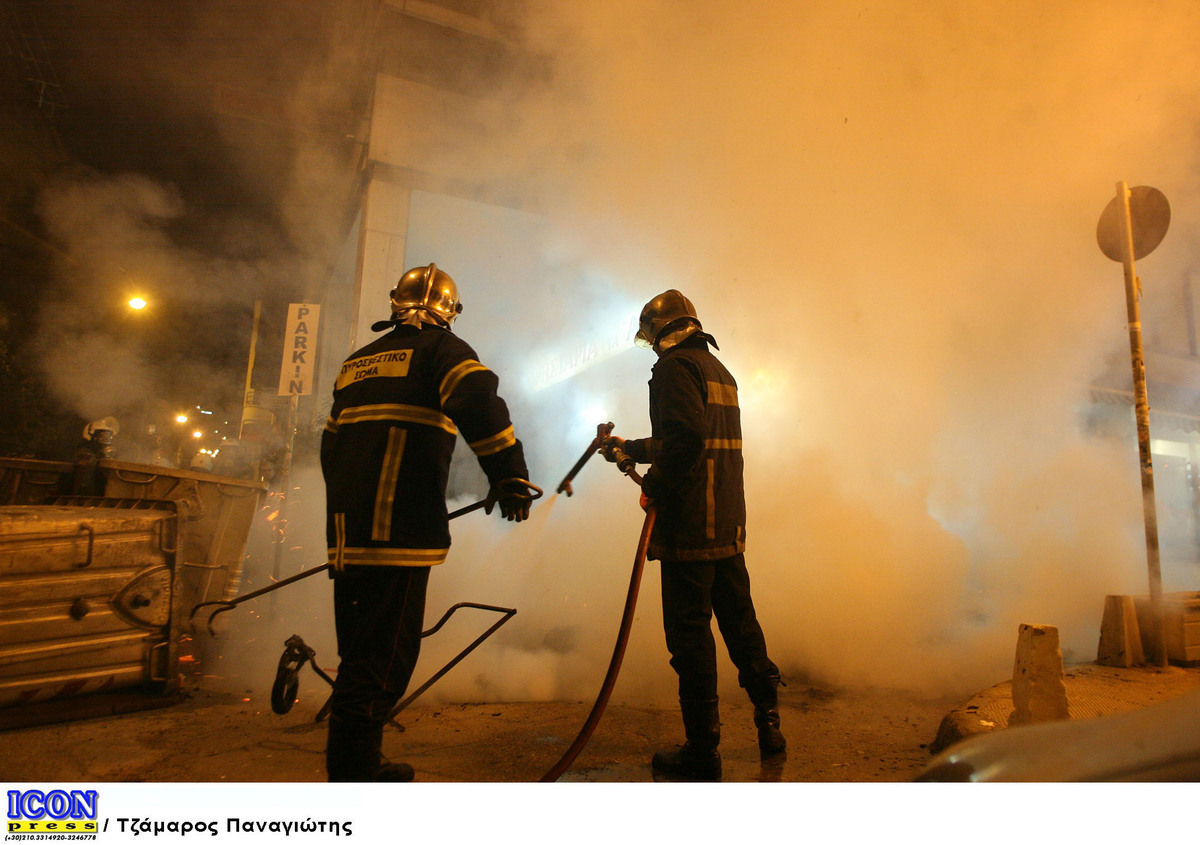 Απανθρακωμένο πτώμα βρέθηκε σε υπόγειο διαμέρισμα στο κέντρο