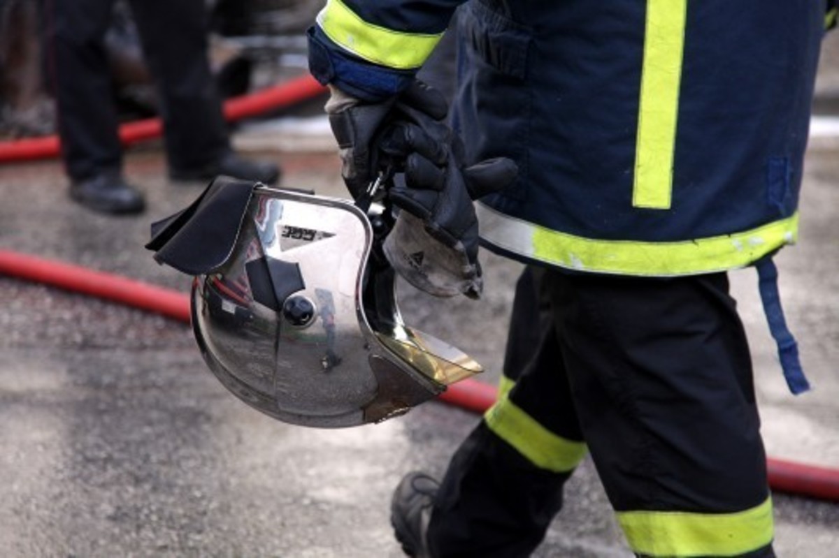 Θεσσαλονίκη: Συναγερμός από πυρκαγιά σε σπίτι – Απεγκλωβίστηκε ηλικιωμένη