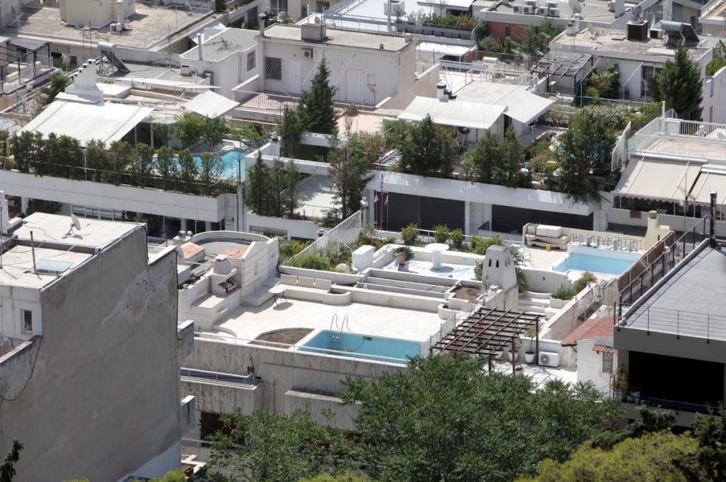 Πόσες πισίνες φαντάζεστε πως υπάρχουν στην Ελλάδα