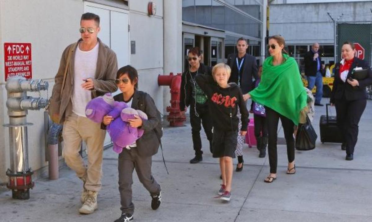 Brad Pitt – Angelina Jolie: Απασχολούν μία νταντά για κάθε τους παιδί!