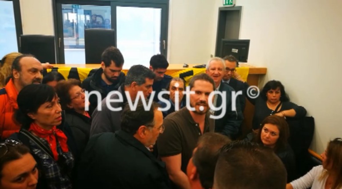 Ένταση για πλειστηριασμούς