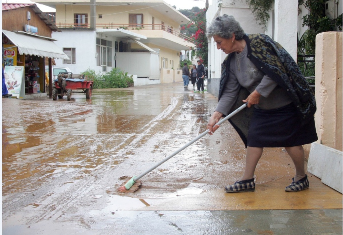 Πλημμύρισαν σπίτια και καταστήματα - ΦΩΤΟ EUROKINISSI