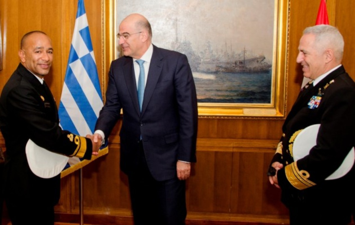 Επιχειρησιακή “ανάσα” στον Στόλο από… Εμίρηδες!