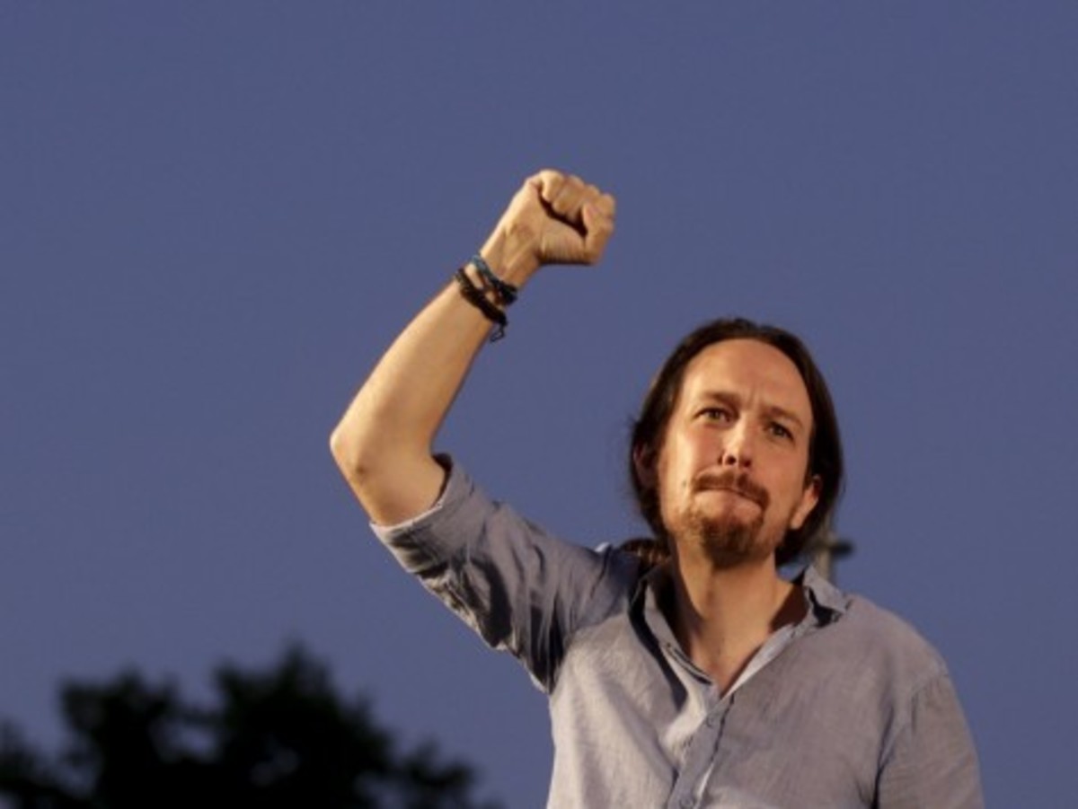 Οι Σοσιαλιστές κατηγορούν το Podemos για “εκβιασμό”!