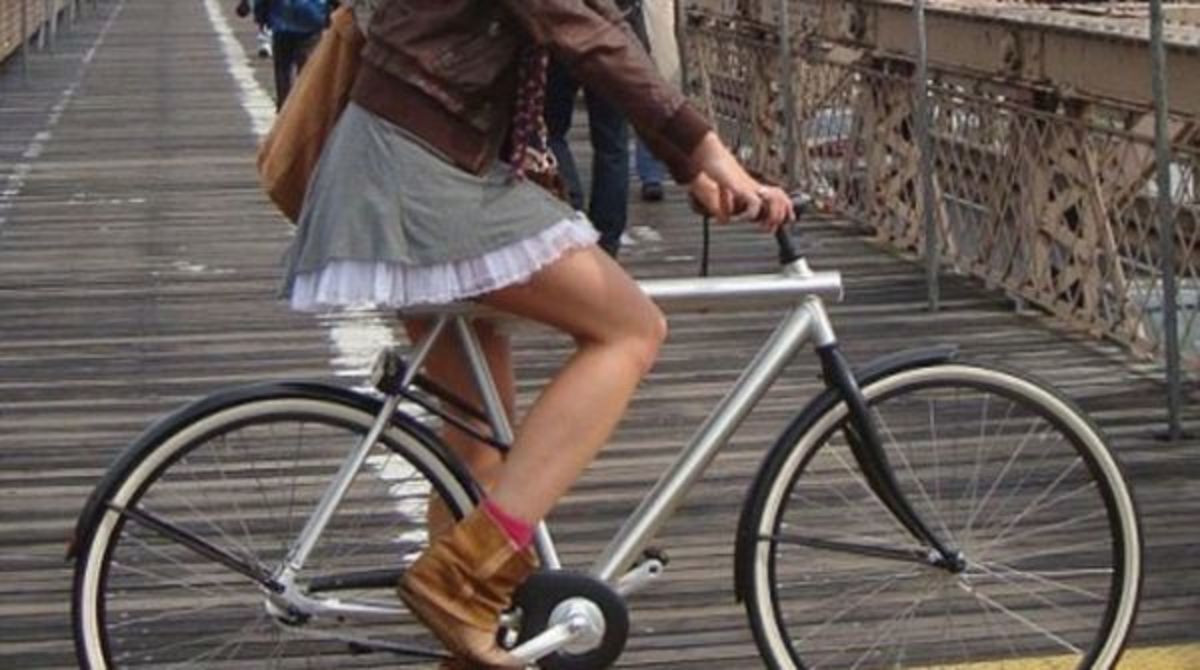 Θεσσαλονίκη: Την παρέσυρε με το φορτηγό και μετά την έκλεψε!