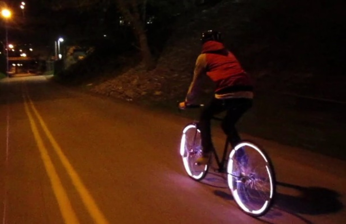 Άρτα: Παρέσυρε με το αυτοκίνητο δύο ποδηλάτες – Ένας νεκρός