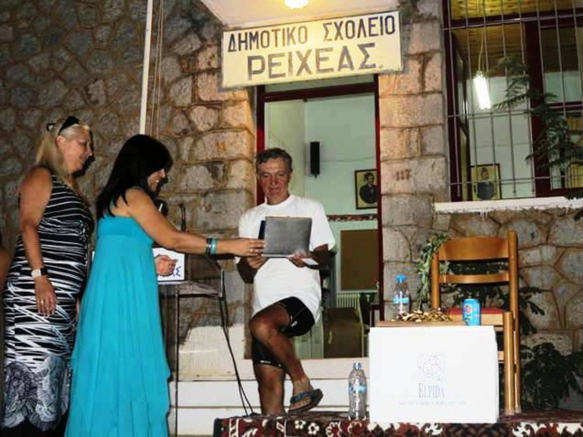 Τον γύρο του κόσμου με ποδήλατο από έναν έλληνα ομογενή