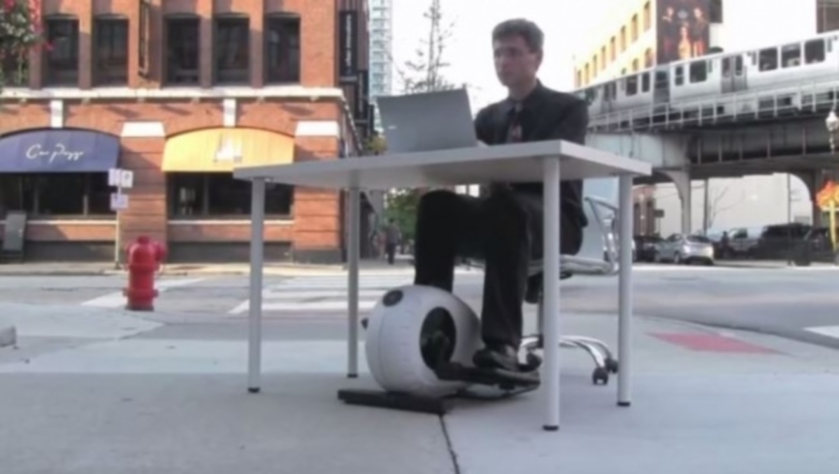 Ζωή… ποδήλατο: Έρχεται το γραφείο δουλειάς που θα έχει πετάλια (ΒΙΝΤΕΟ)