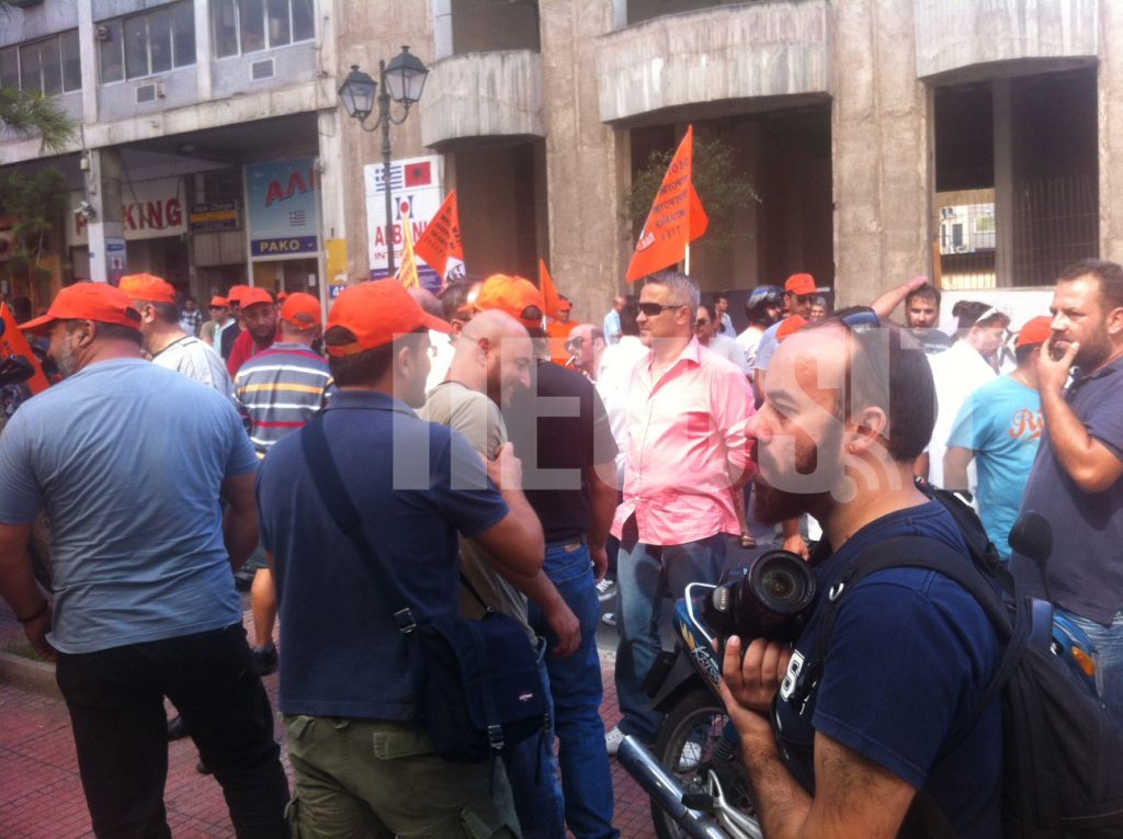 Έπεσαν… γιαούρτια κατά ΥΜΕΤ και ΔΗΜΑΡ από την ΠΟΕ ΟΤΑ