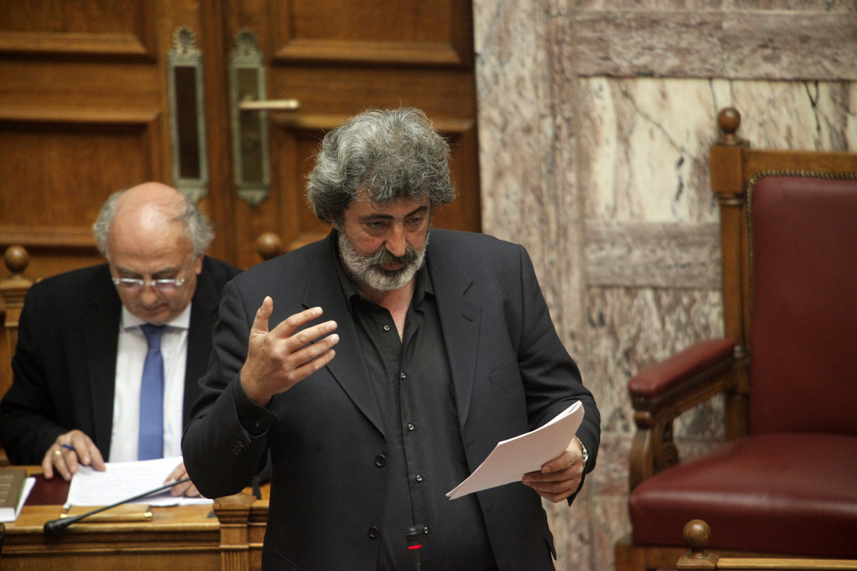 Πολάκης μετά την “έφοδο” στο ΚΕΕΛΠΝΟ: «Πού ‘χει η γριά στο πεθυμιό της, τα θωρεί και στο όνειρό της»