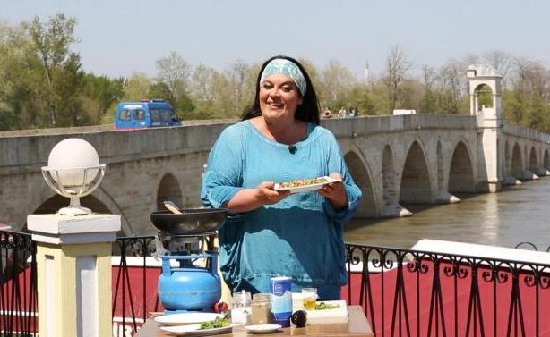 «Λαδίλα. Οι μαγειρικές εκπομπές της κυρίας Εκμετσίογλου είναι σαν…»