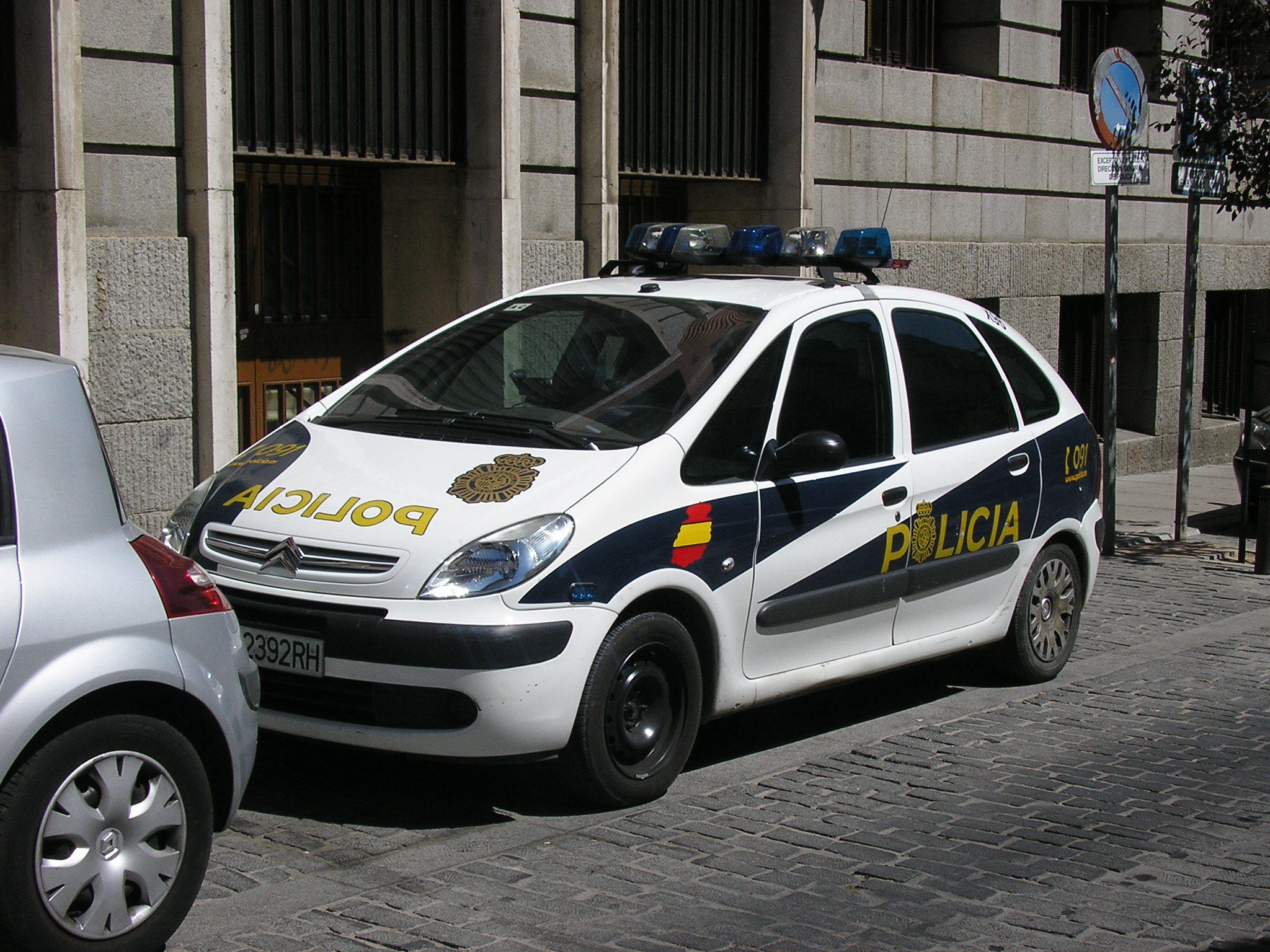 Δάσκαλος κατηγορείται για το βιασμό 12 μαθητριών του στη Μαδρίτη