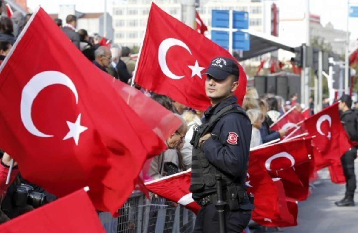 Τουρκία: Ισόβια για τους δύο δημοσιογράφους της Cumhuriyet ζήτησε ο εισαγγελέας!
