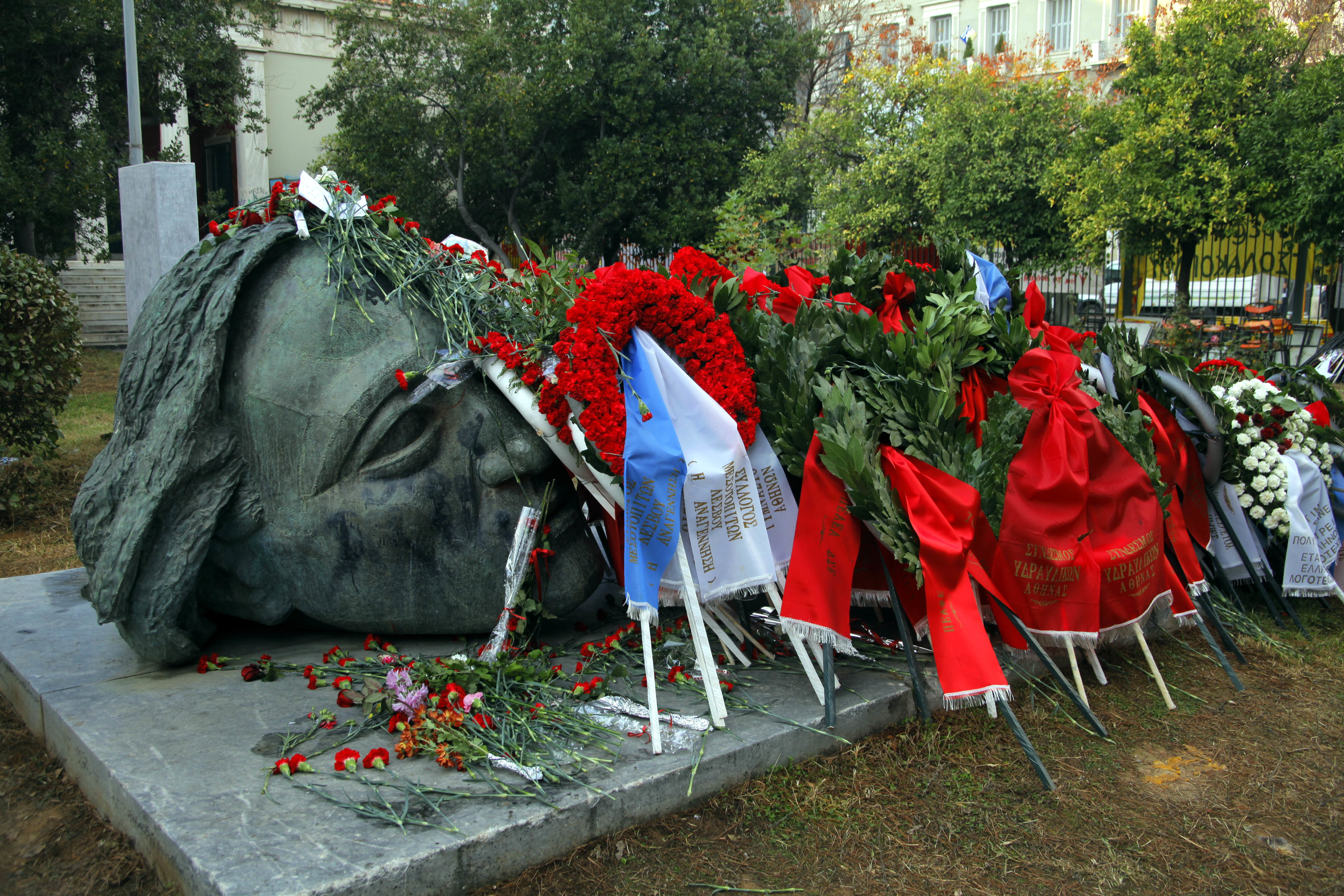 Έκτακτες κυκλοφοριακές ρυθμίσεις ενόψει Πολυτεχνείου