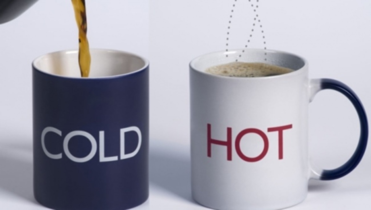 Ζεστό ή κρύο; Τι είναι καλύτερο να πίνετε για τον πονόλαιμο – Τι ισχύει για το καθένα