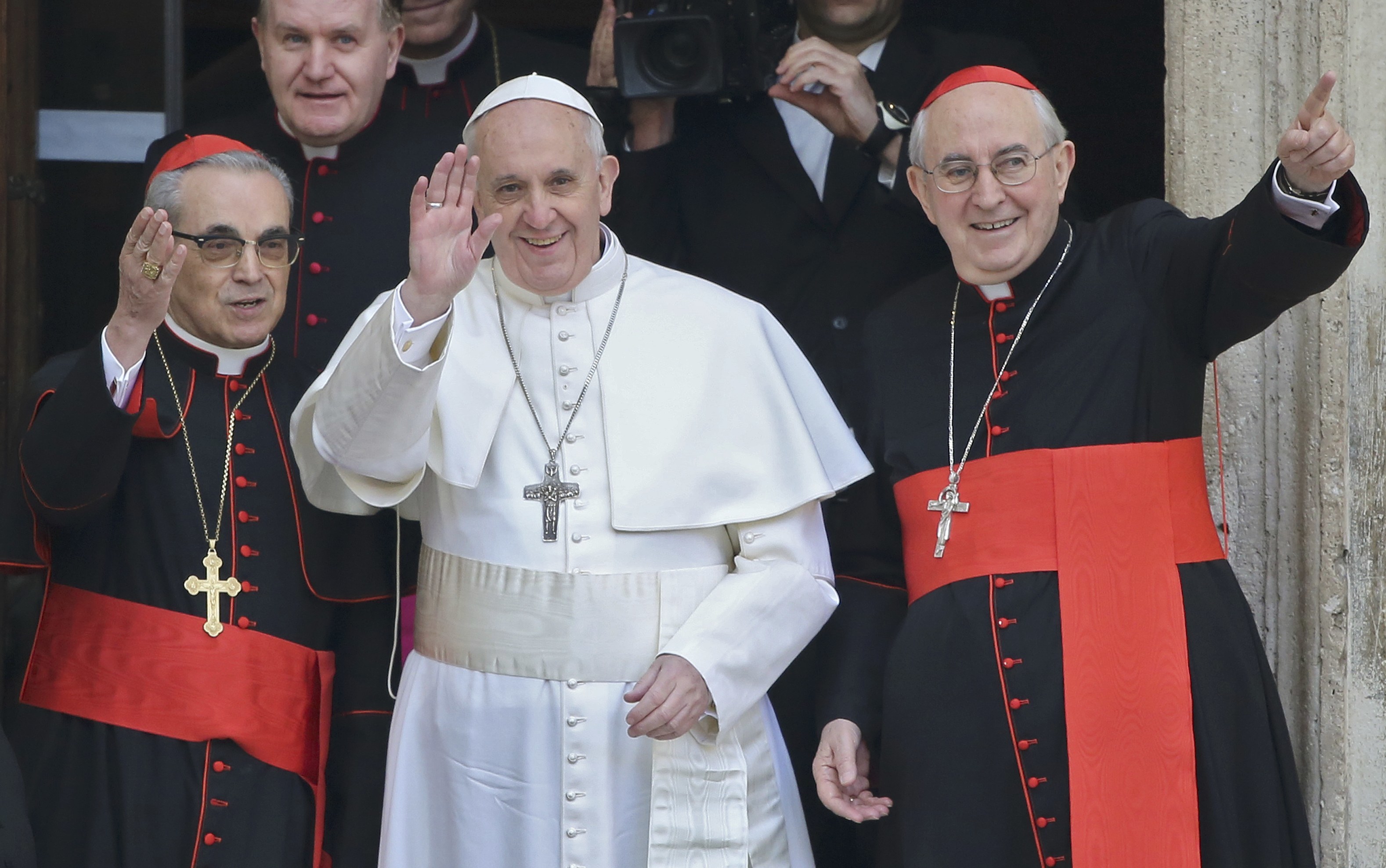 Η πρώτη μέρα του νέου Πάπα – Σήμερα θα δει τον Βενέδικτο (ΦΩΤΟ)