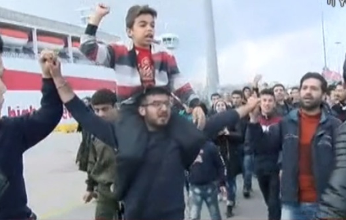 Διαμαρτυρία προσφύγων στον Πειραιά
