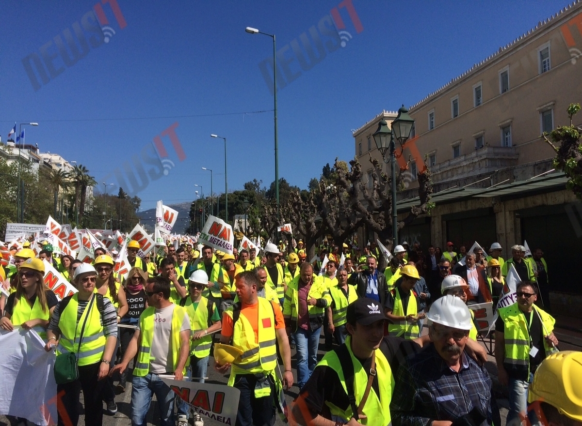 Μετέωροι οι μεταλλωρύχοι της Χαλκιδικής – Στα άκρα η κόντρα με το υπουργείο