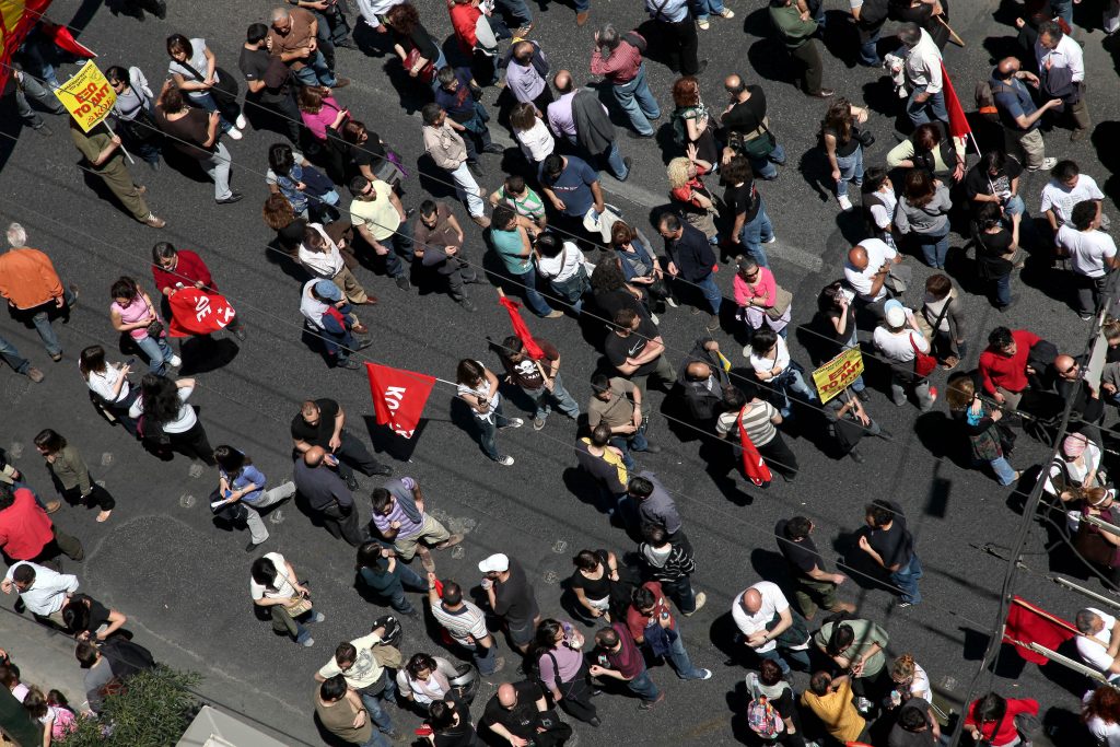 Βόμβα από μελέτη του ΚΕΠΕ για τις συντάξεις – Ξεχάστε αναπηρικές και κατώτατες συντάξεις – Το σχέδιο… τα 4.500 ένσημα να γίνουν 6.000