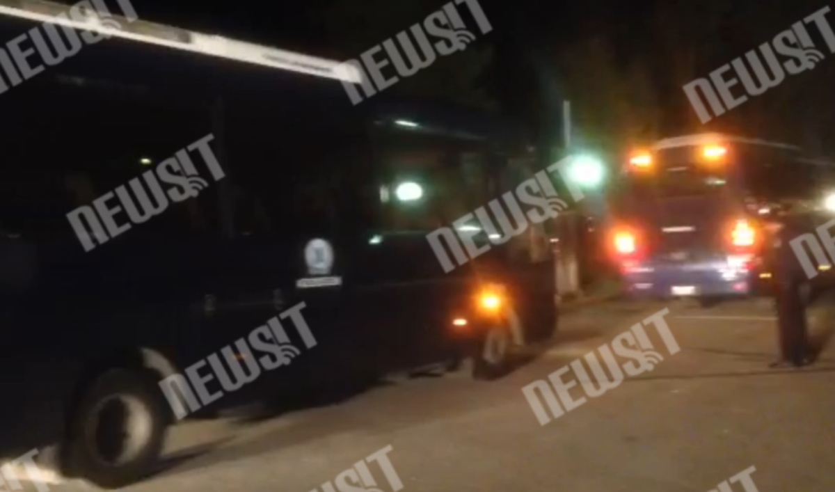 Πούλμαν Αστυνομίας στην Ελευσίνα