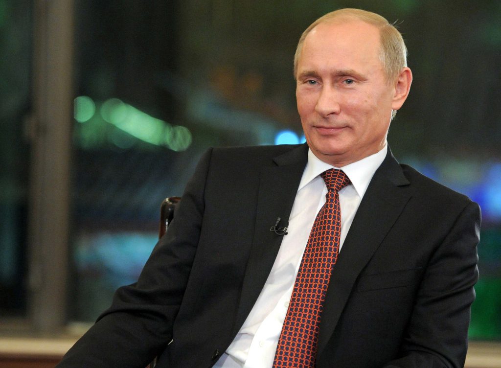 Πούτιν: Οι εναλλαγές με τον Μεντβέντεφ αποτελούν πολιτική σταθερότητα
