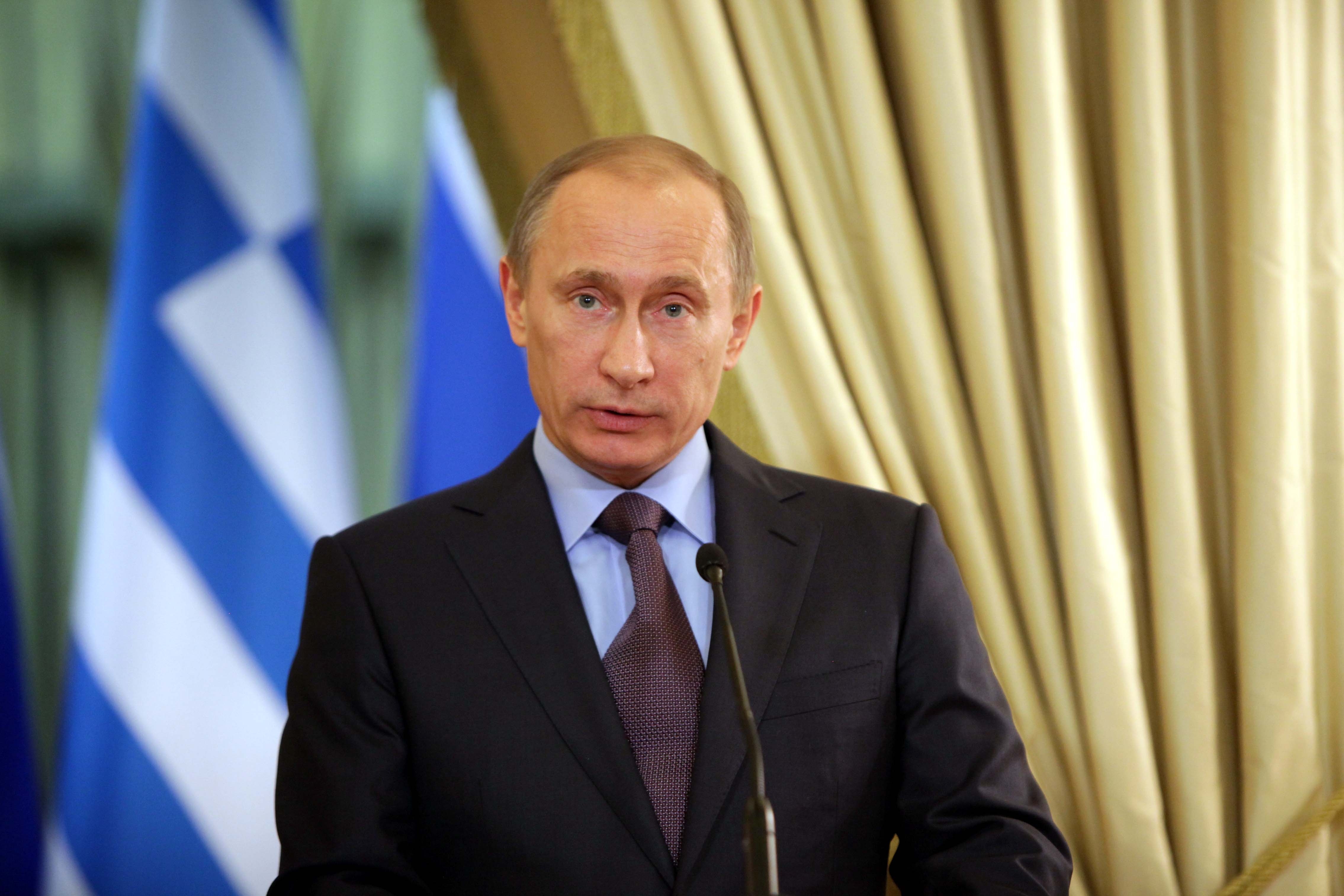 Πούτιν: “Βάλτε πλάτη στην Ελλάδα”
