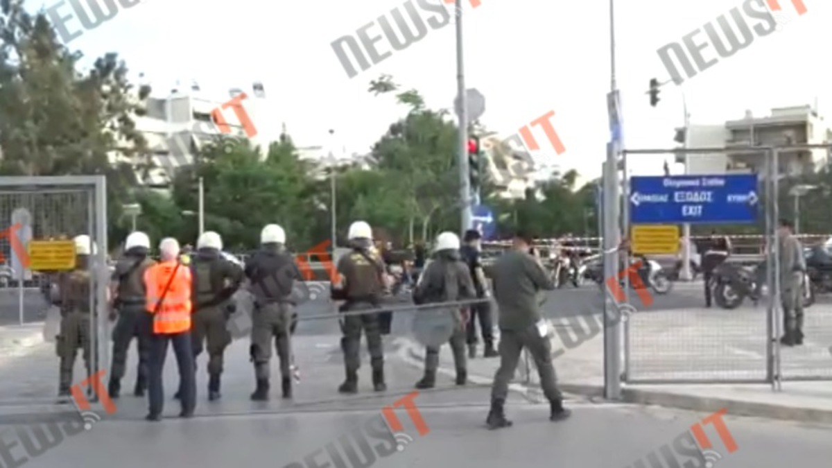 ΟΑΚΑ: Οπαδοί με μηχανάκια