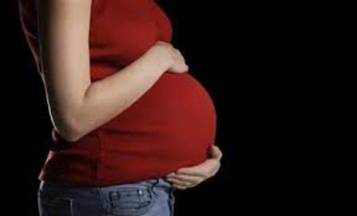 Σάλος για τον εργοδότη στην Κρήτη που ζήτησε από έγκυο να ρίξει το παιδί για να μην απολυθεί