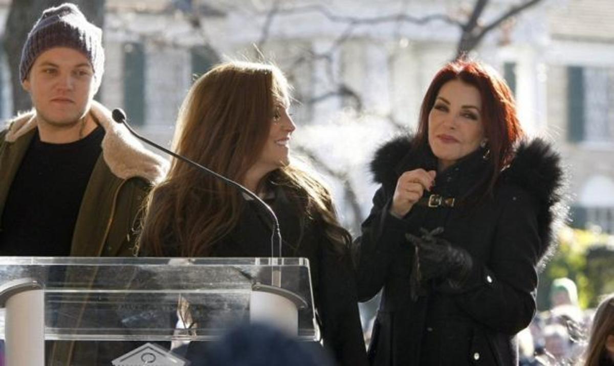 Elvis Presley: Η κόρη του και η πρώην γυναίκα του γιόρτασαν τα 80 χρόνια από τη γέννησή του!