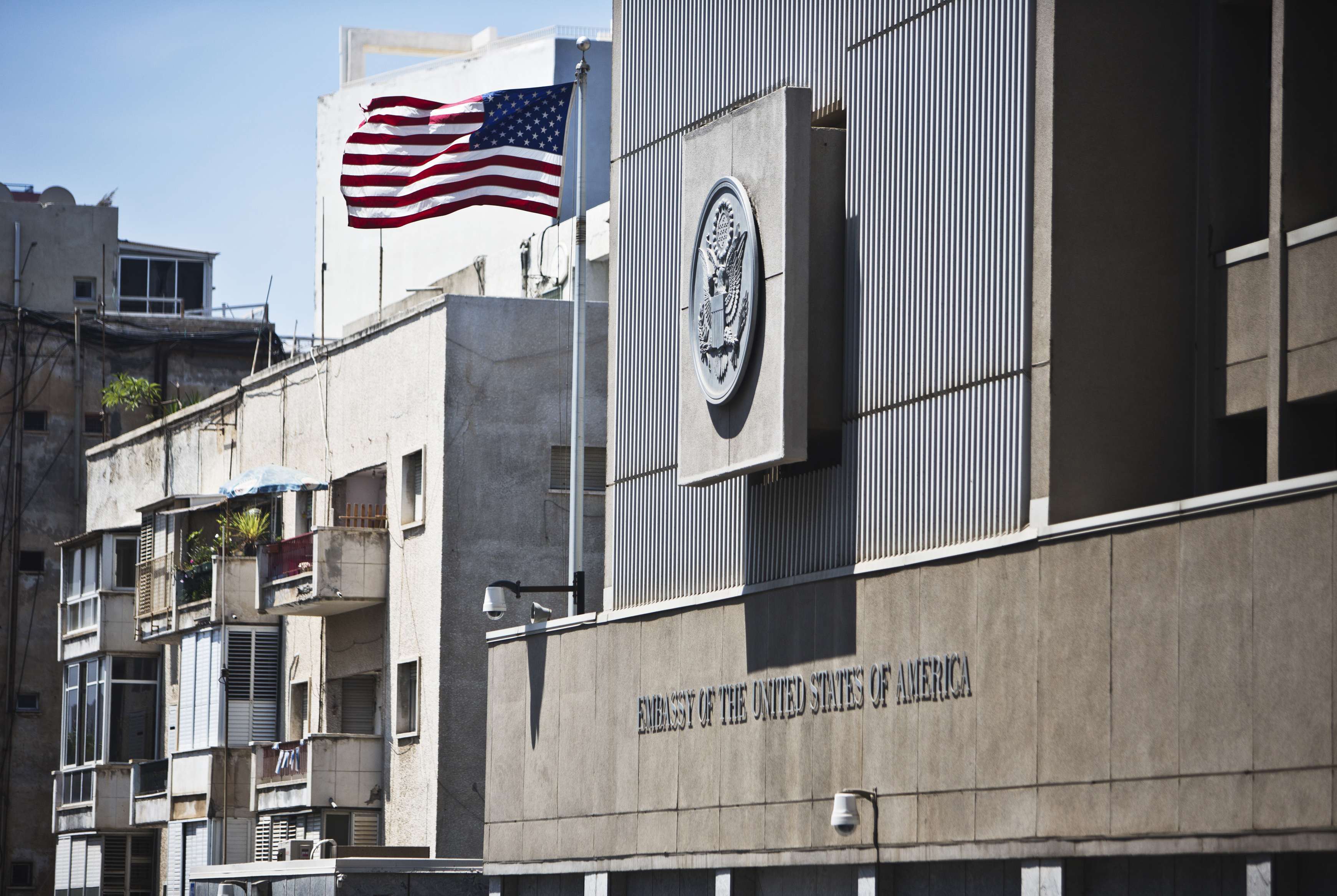 Сайт посольства израиля в россии. Американское посольство в Израиле. Посольство США В Тель Авиве. Американское посольство в Иерусалиме. Здание посольства США В Израиле.