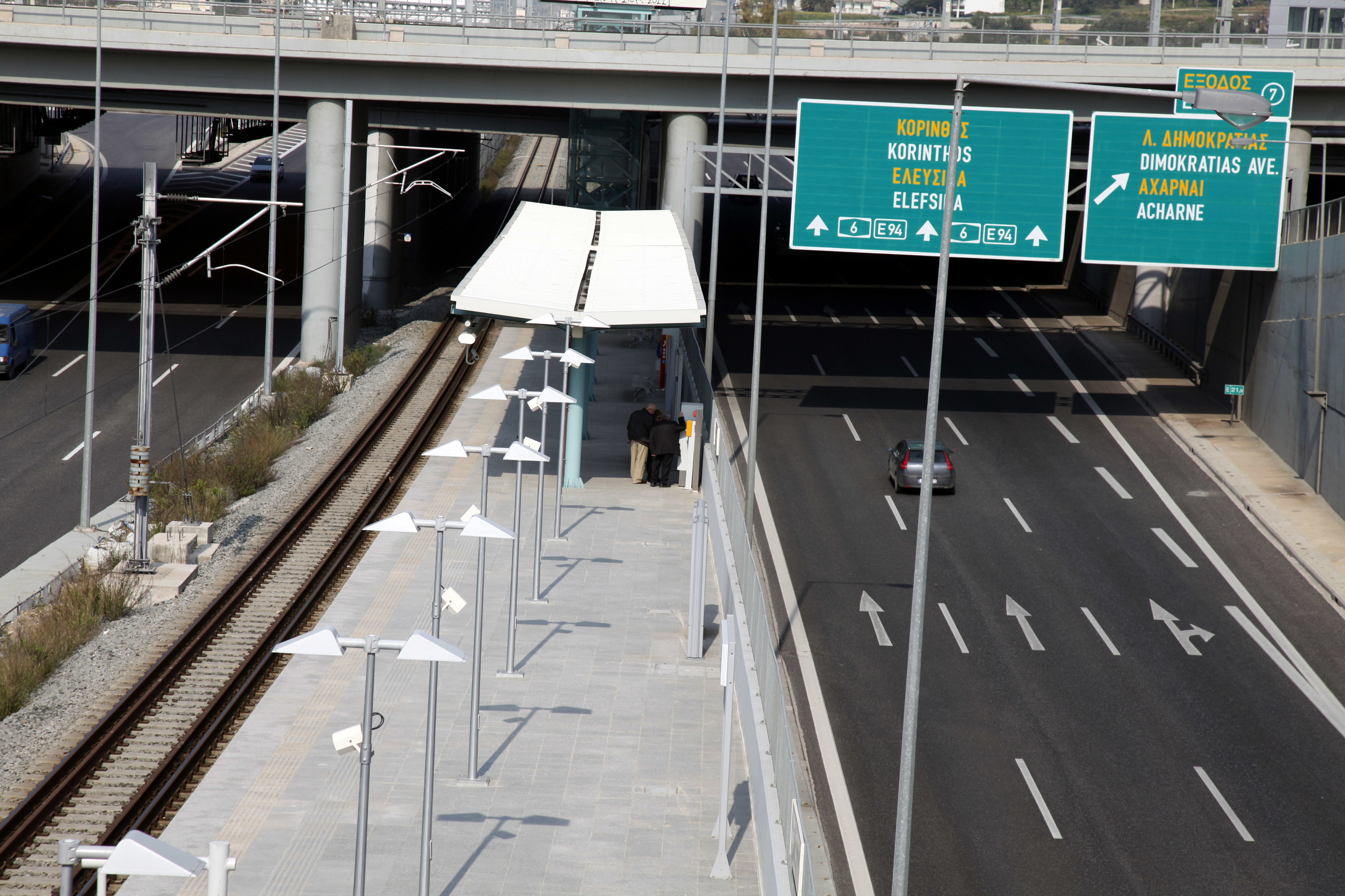 Χειρόφρενο 11:00 με 15:00 στον Προαστιακό