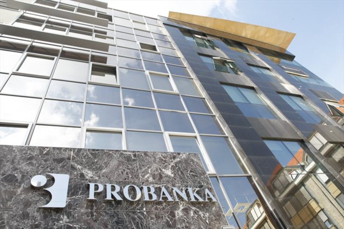 Η Σλοβενία προχωρά σε εκκαθάριση δύο τραπεζών
