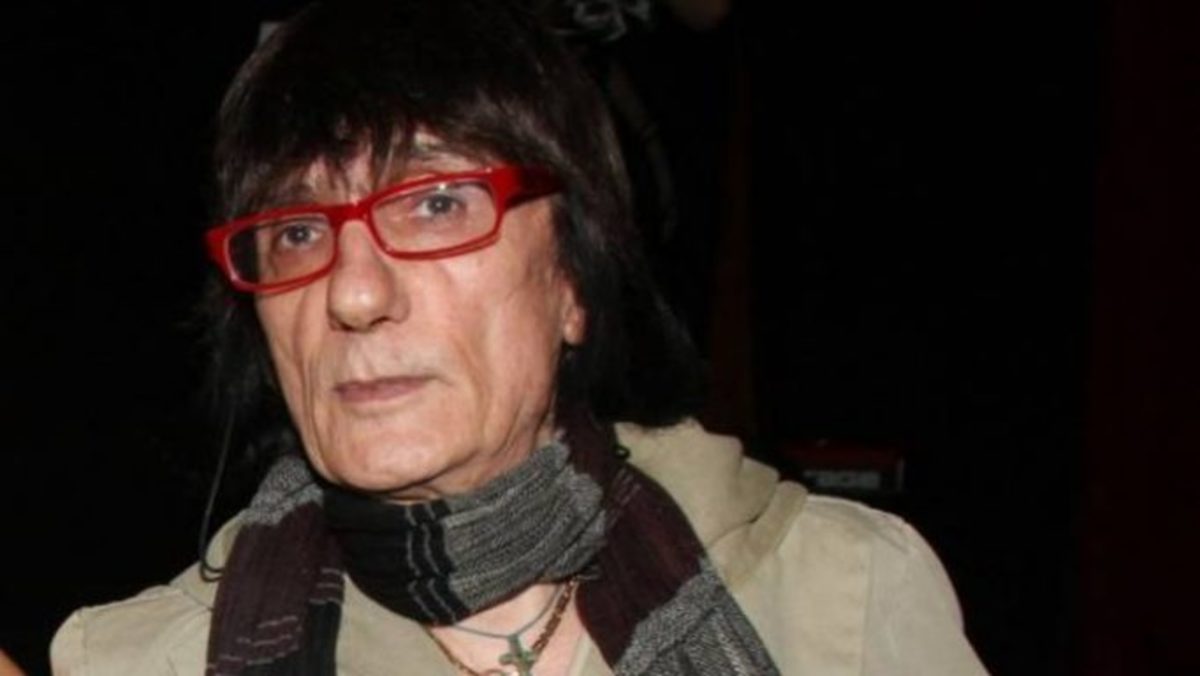 «Έβλεπα τον Στάθη Ψάλτη που ζητιάνευε σε μια ταινία και έκανα κι εγώ το ίδιο σε ηλεκτρικό σταθμό»