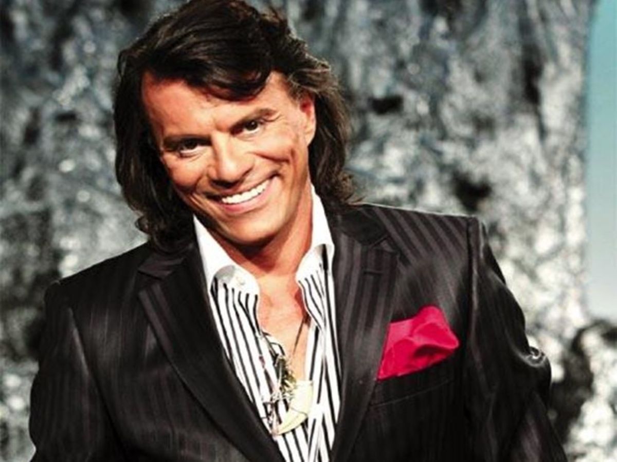 Ο Ψινάκης στα FM;