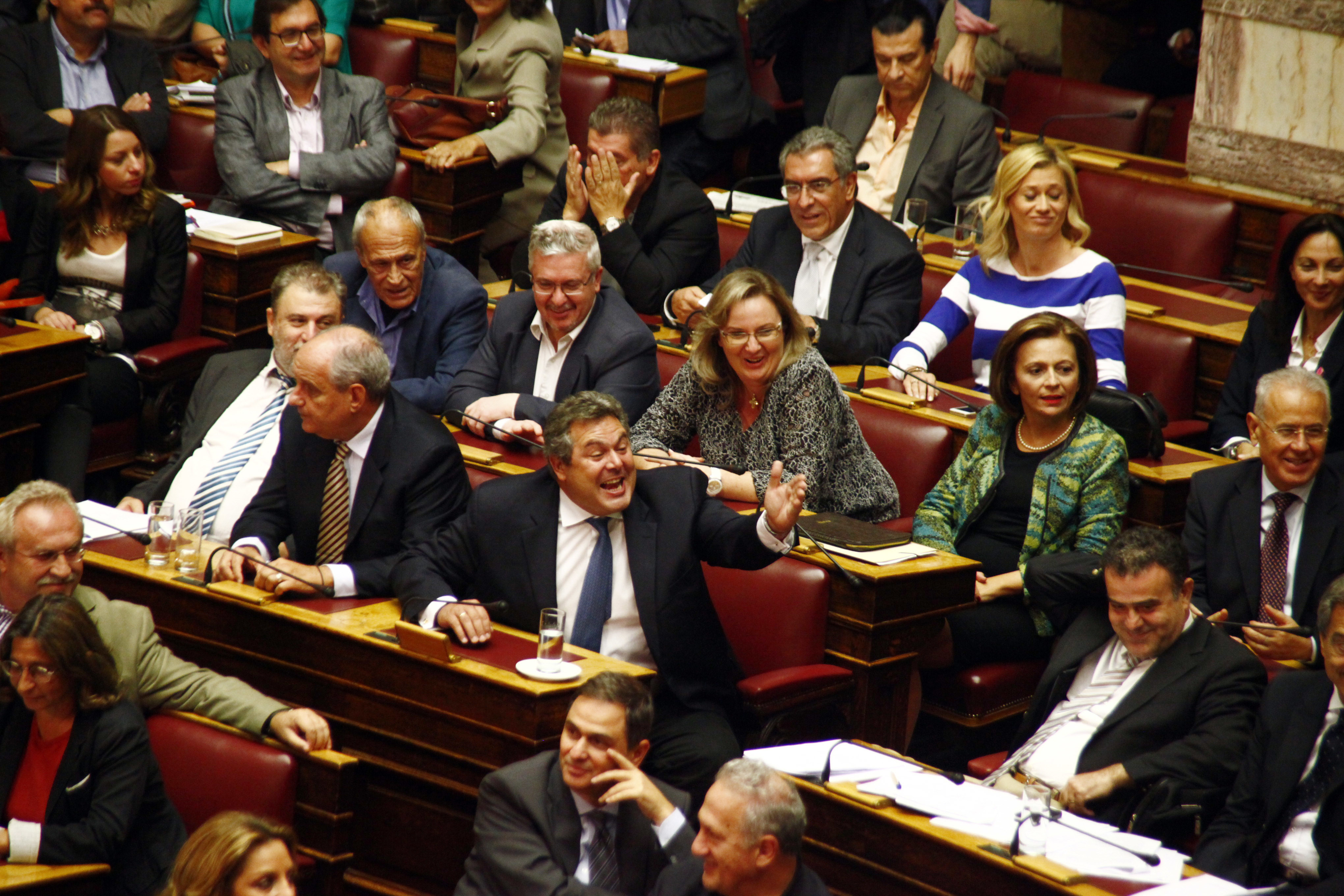 Άγριος καυγάς Καμμένου με τον Ψυχάρη στη Βουλή