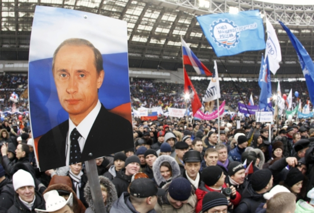 130.000 στο δρόμο υπέρ του Πούτιν