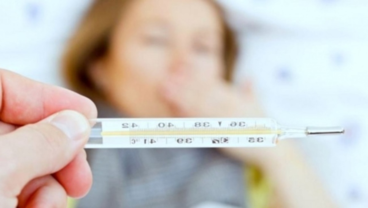 Πυρετός: Δείτε τι μπορεί να κρύβουν τα δέκατα – Τι συμβαίνει στον οργανισμό