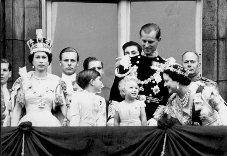 Τέλος εποχής – Ο Πρίγκιπας Φίλιππος παραιτείται από τα βασιλικά του καθήκοντα μετά από 70 χρόνια!