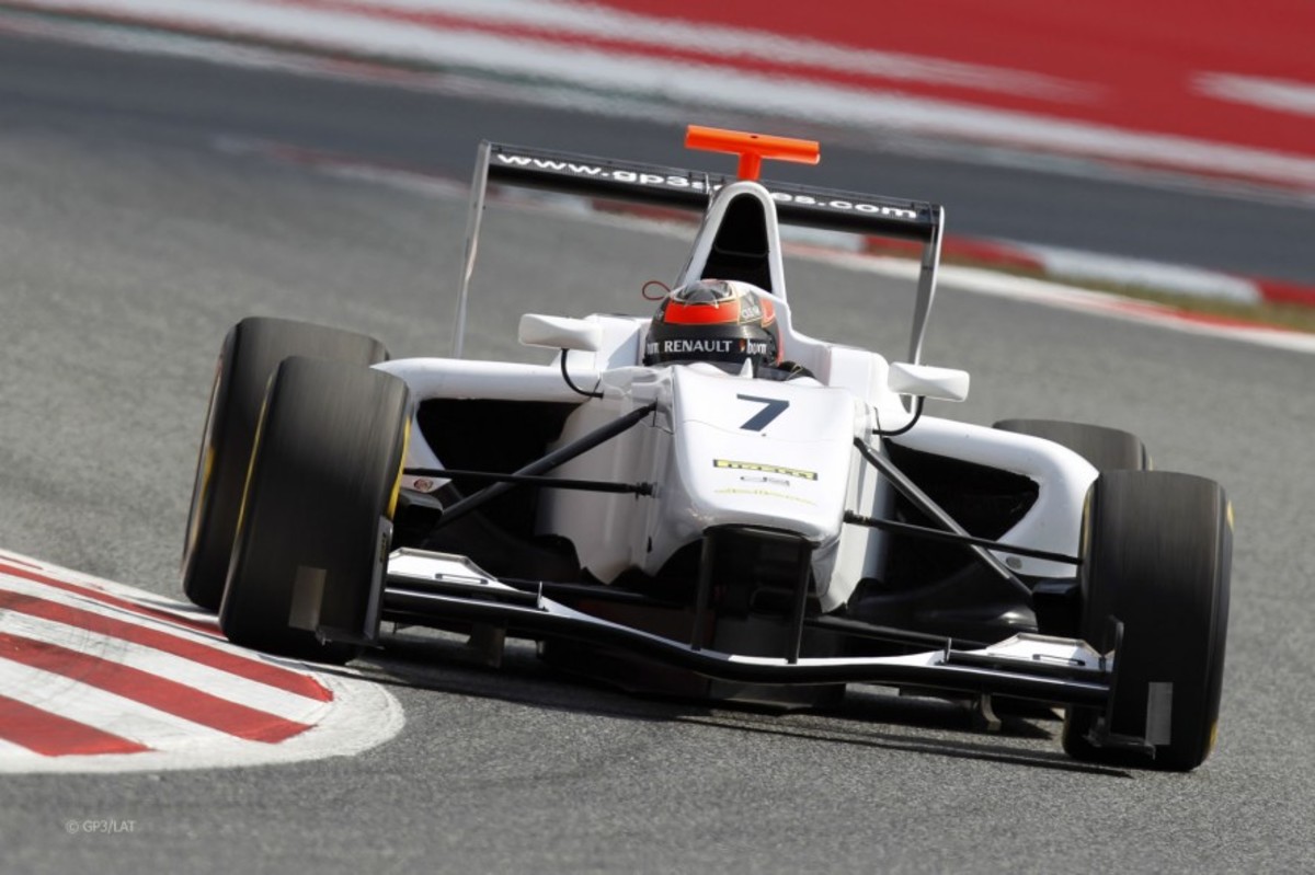 O Kimi Raikkonen δοκίμασε το μονοθέσιο της GP3
