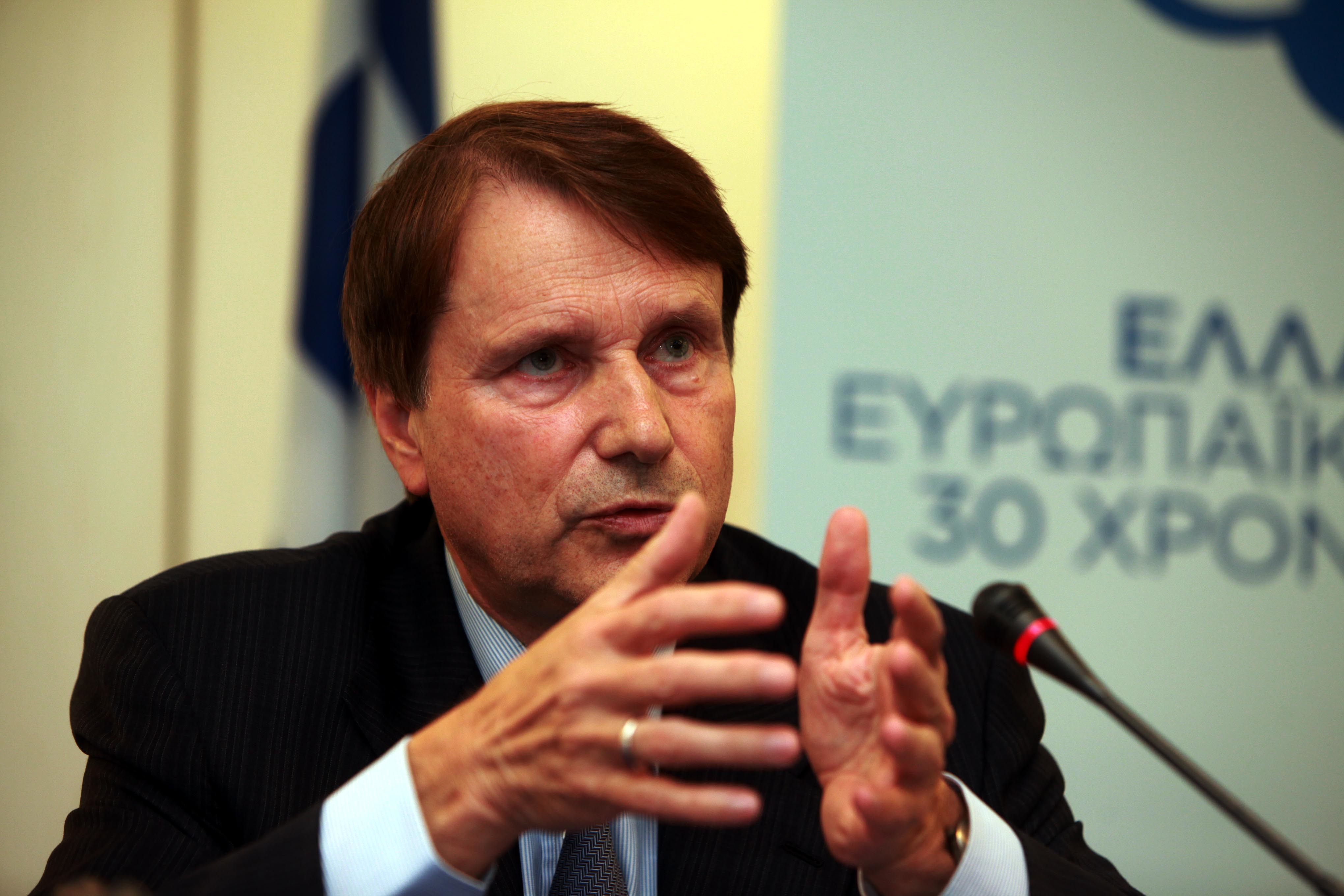 Τι λέει η Κομισιόν για τις αμοιβες της Τask Force στην Ελλάδα