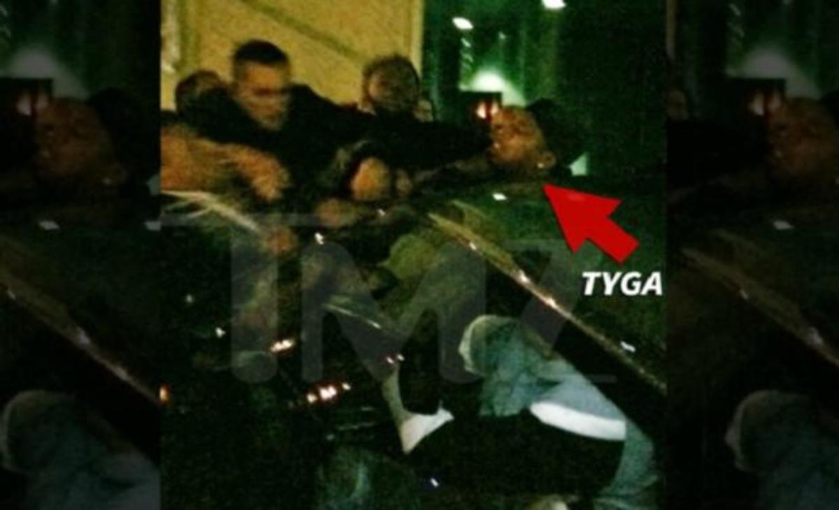 Άγριο ξύλο σε κλαμπ με πρωταγωνιστή γνωστό ράπερ! ΒΙΝΤΕΟ