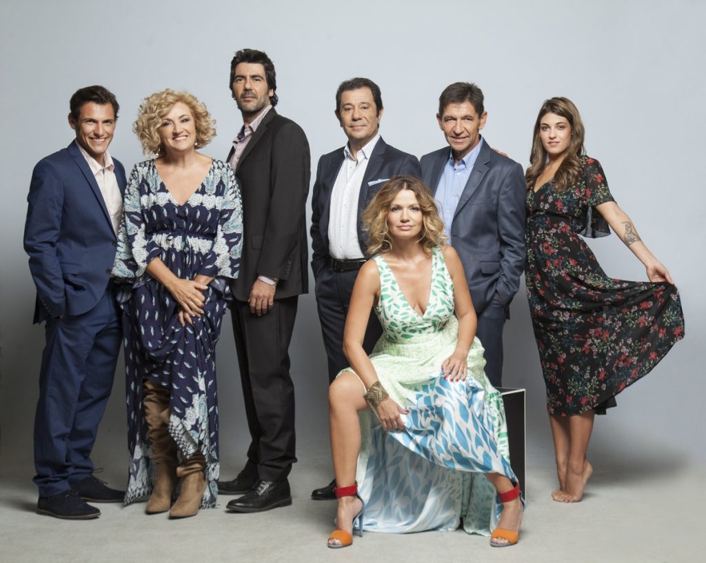 Δεν φαντάζεστε ποια παρουσιάστρια μπαίνει στον «Αστέρα Ραχούλας»!