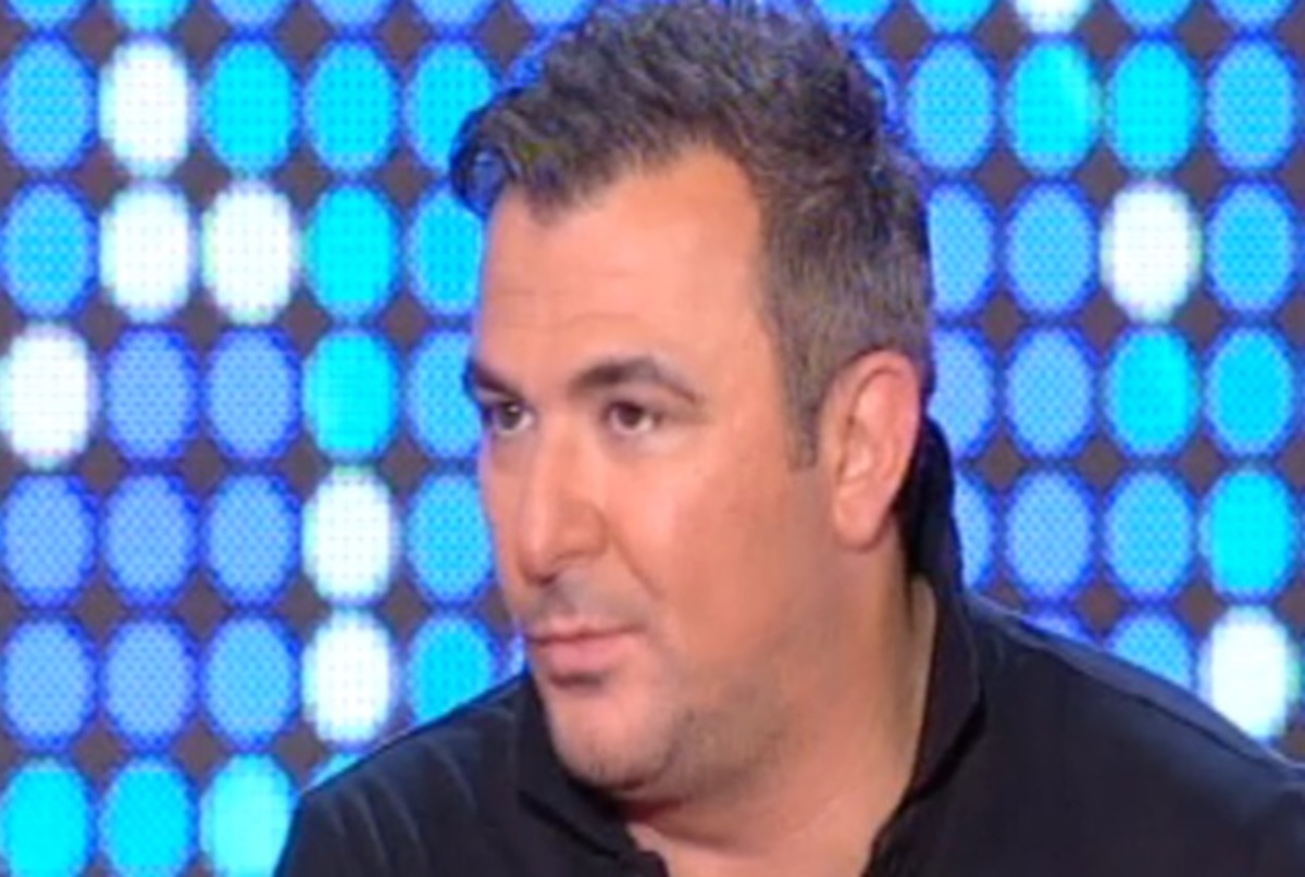 Αντώνης Ρέμος: “Έλεγα δεν υπάρχει αύριο για μένα! Κοιμόμουν για ένα χρόνο στον καναπέ”!