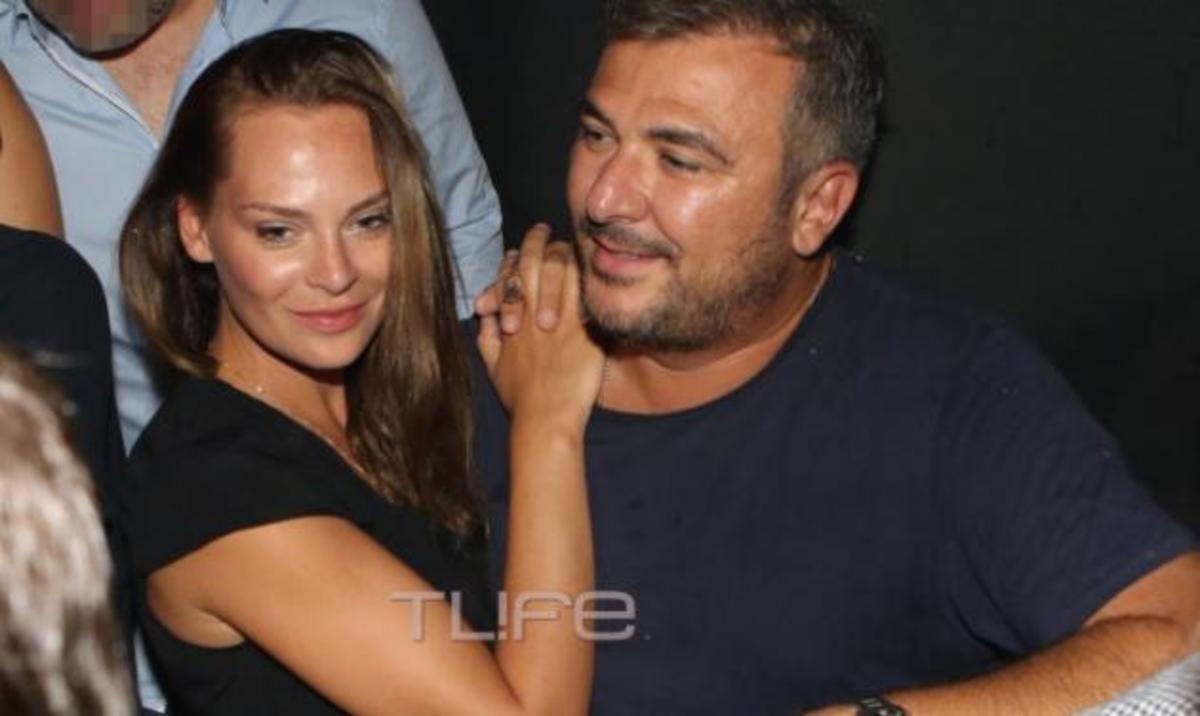 Αντώνης Ρέμος – Υβόννη Μπόσνιακ: Αγκαλιά στη Μύκονο!