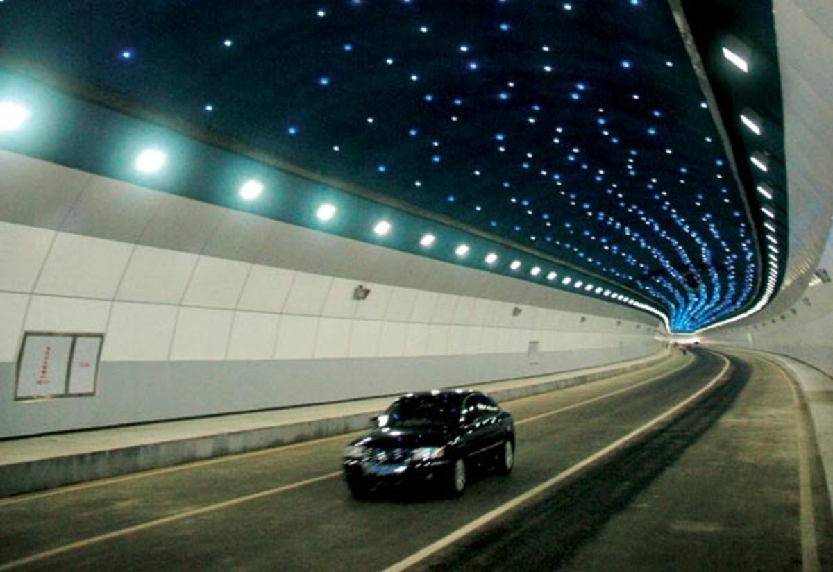 Η Κίνα δίνει 32 δισ. ευρώ για τη μεγαλύτερη υποθαλάσσια σήραγγα του κόσμου