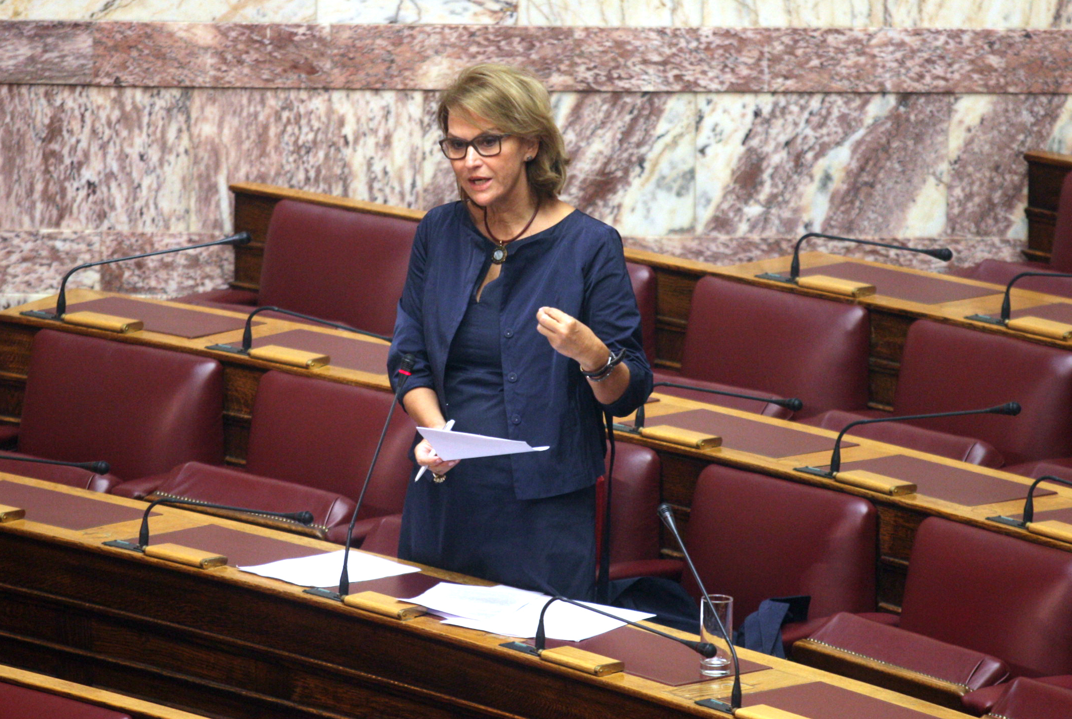 Ρεπούση: “Έλια, ελιά με Μπενι βασιλιά!”