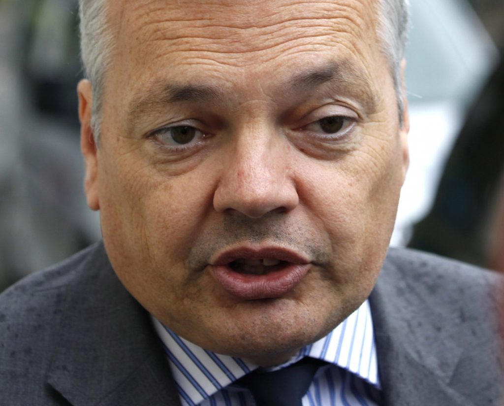 Η Ελλάδα να τεθεί υπο οικονομική κηδεμονία