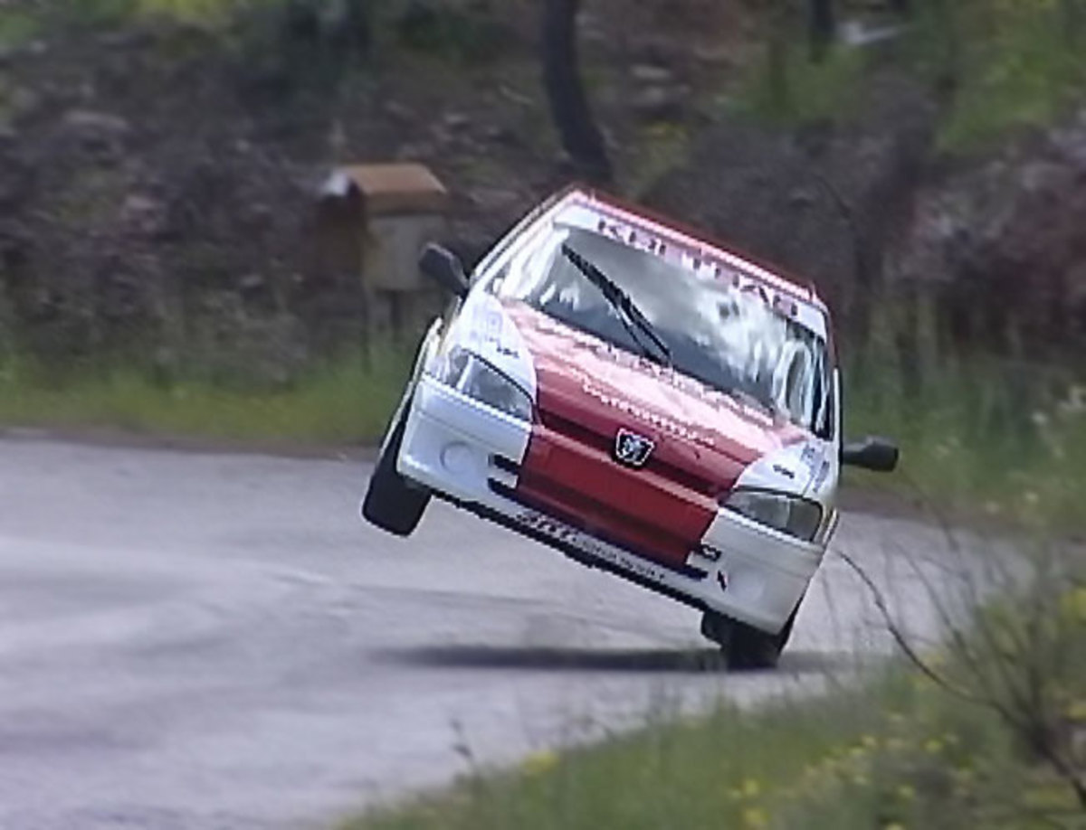 4 τραυματίες στην ανάβαση Ριτσώνας – Αγωνιστικό έπεσε πάνω στους θεατές!