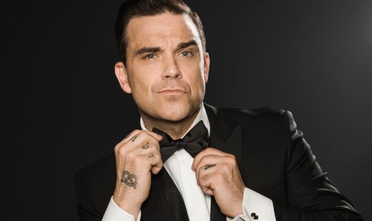 Ο Robbie Williams ψάχνει ”κανονική” δουλειά μέσα από το facebook!