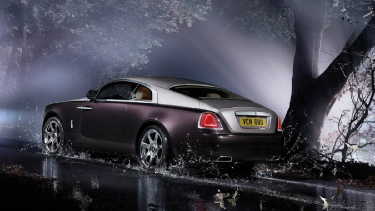 Η κρίση δεν αγγίζει τους ισχυρούς! Ρεκόρ πωλήσεων για Bentley και Rolls-Royce το 2013